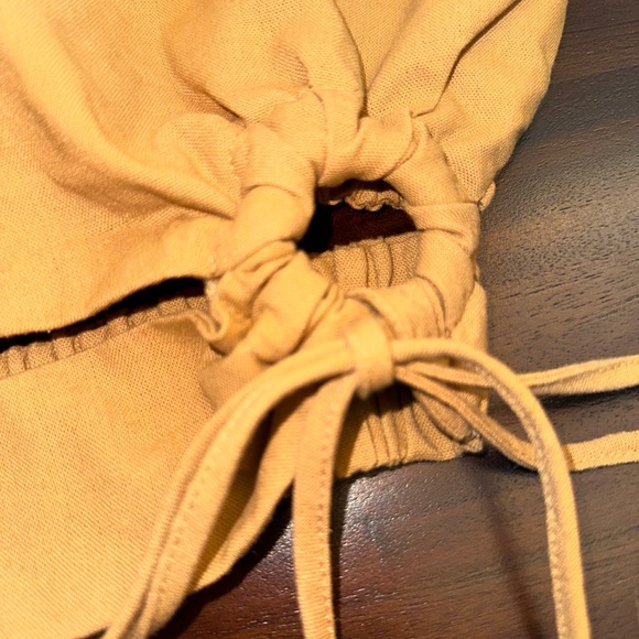 Farm Rio Crop Top Cut Out (T3) - Picture 2 of 4